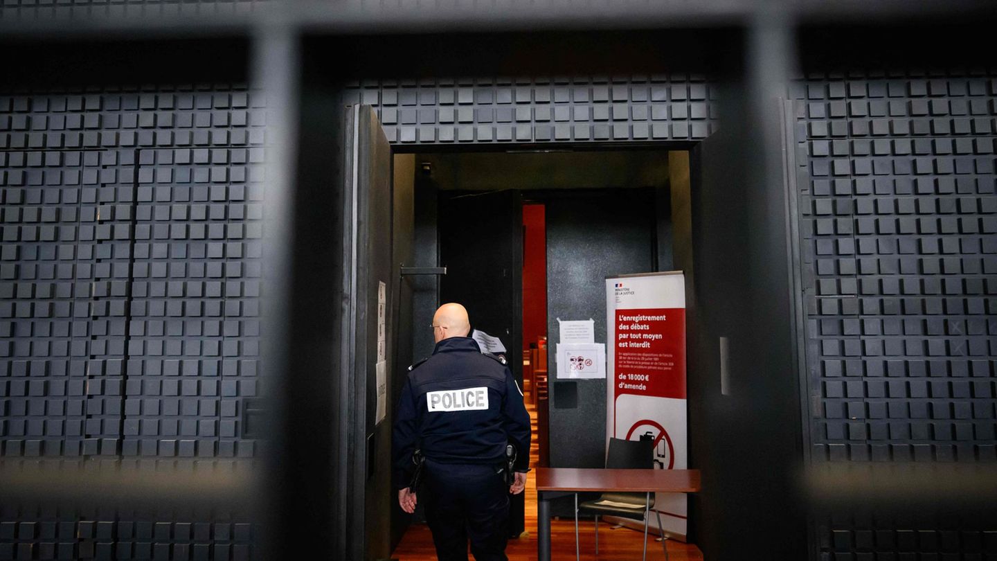 Kindsmörder angeklagt: Urteil gegen deutschen „Maskenmann“ in Frankreich erwartet