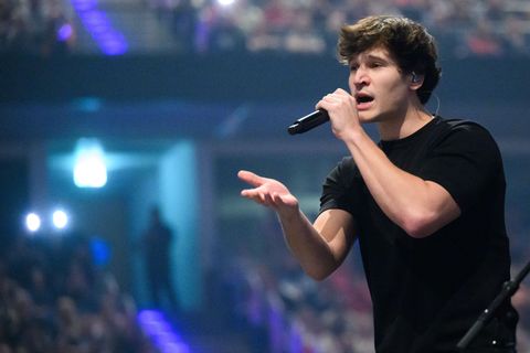 Wincent Weiss wollte ein Konzert in Willingen geben. (Archivbild) Foto: Julian Stratenschulte/dpa