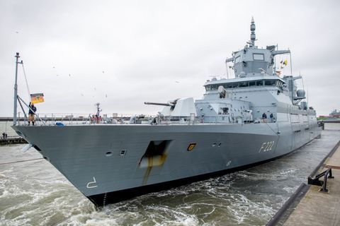 An Bord der Fregatte sind rund 170 Soldatinnen und Soldaten. (Archivbild) Foto: Hauke-Christian Dittrich/dpa