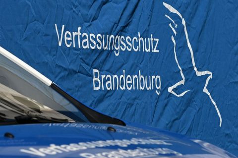Der Verfassungsschutz warnt vor der Muslimbruderschaft. (Archivbild) Foto: Jens Kalaene/dpa
