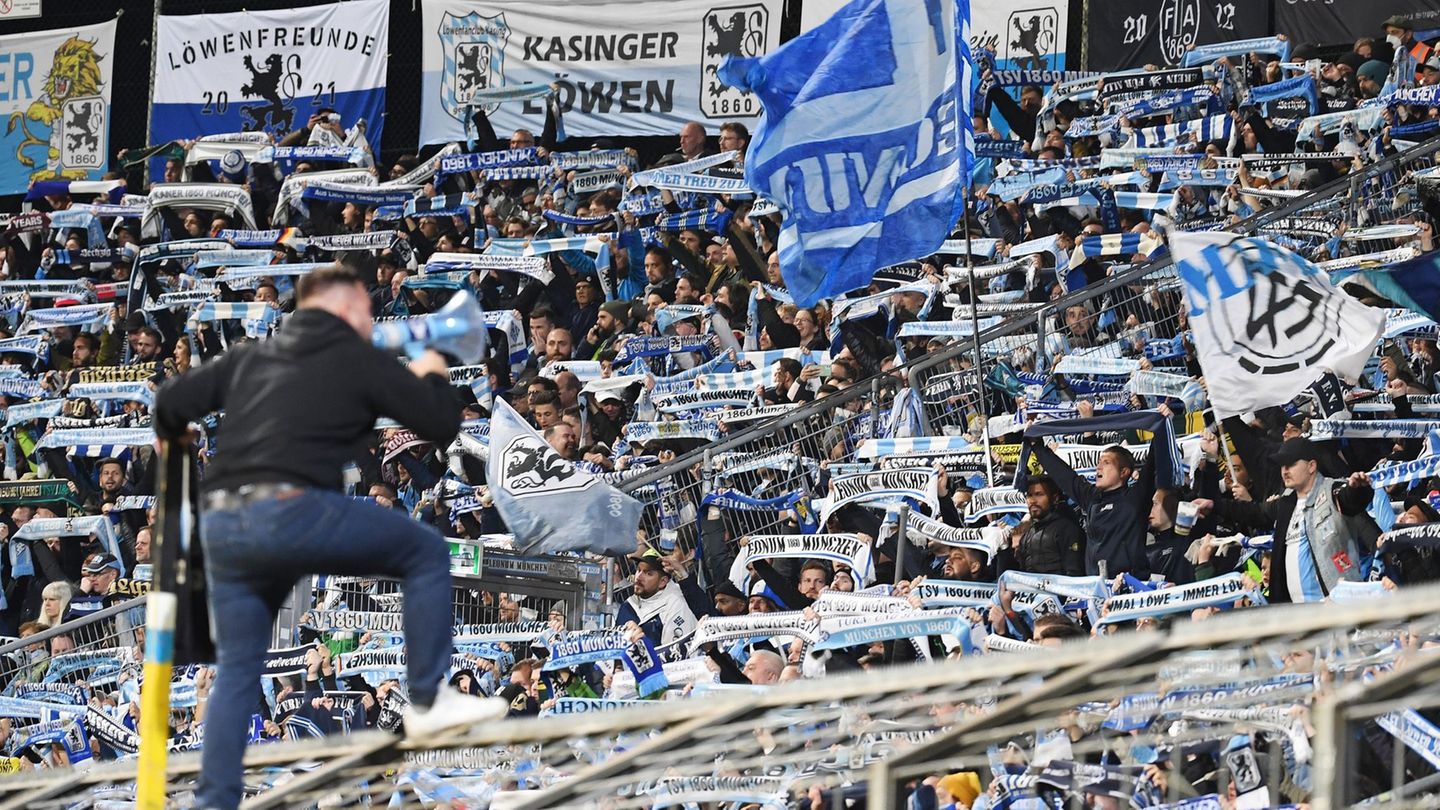 Nach Absturz in Regionalliga: Scherbenhaufen 1860 München: Wie soll's weitergehen?