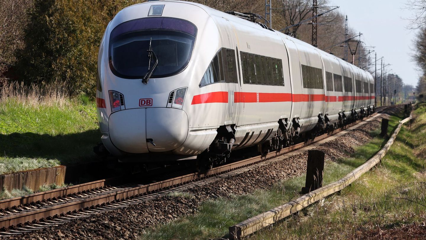 ICE mit Nahverkehrsticket: Früh-ICE Rostock-Hamburg zu 38 Prozent ausgelastet