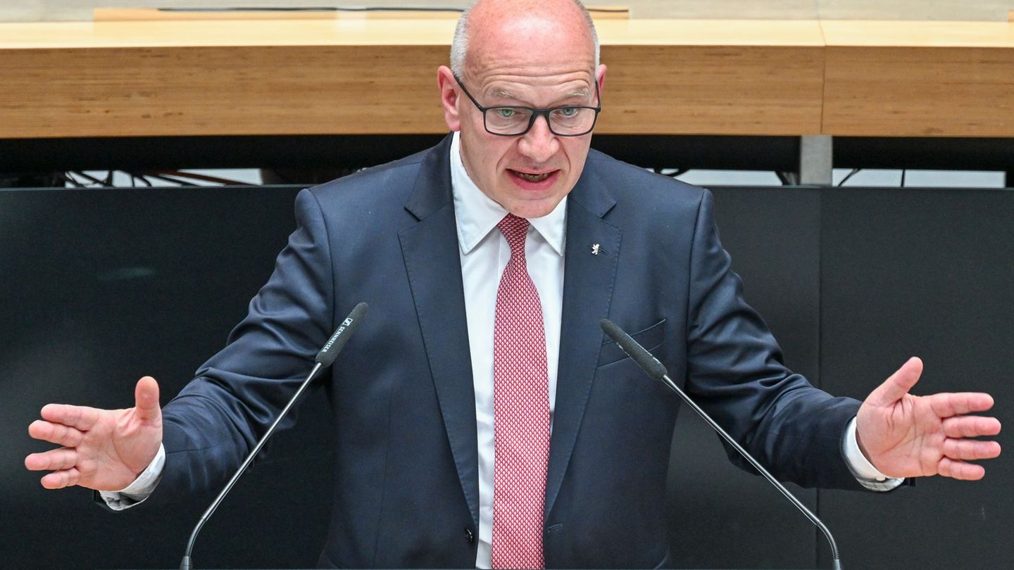 Der Regierende Bürgermeister Kai Wegner (CDU) hatte seinen neuen Digitalisierungs-Staatssekretär Matthias Hundt aus Dresden nach