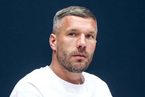Lukas Podolski bei einem Auftritt 2025