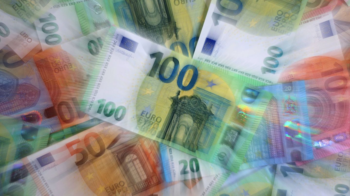 Für die Gesundheitskosten seiner Beamten und Ruheständler muss Thüringen jährlich viele Millionen Euro aufbringen (Symbolbild)-