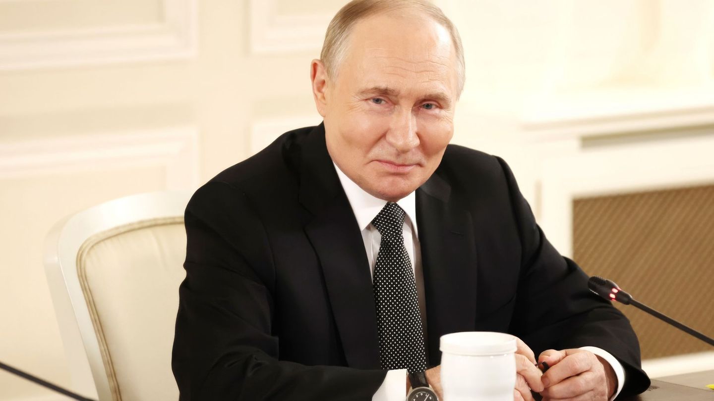 Kremlchef Wladimir Putin bietet erneut an, die Gaslieferungen nach Deutschland wieder aufzunehmen. (Archivbild) Foto: Vyacheslav