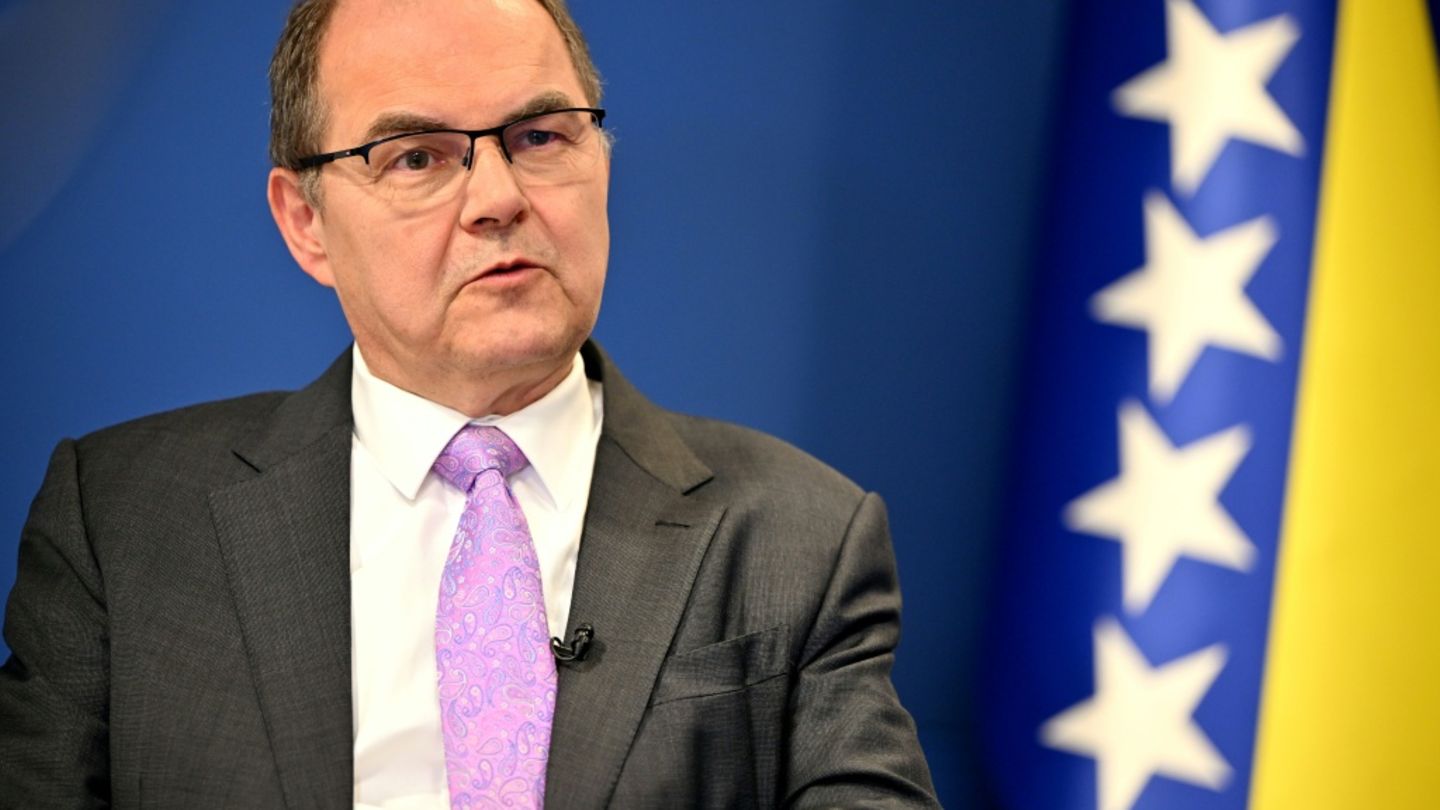Christian Schmidt im März 2024 in Sarajevo