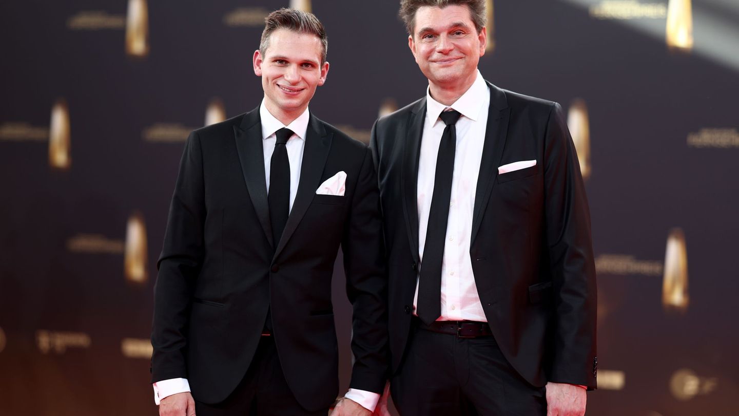 Fabian Köster und Lutz van der Horst sind für „heute-show“-Fans auch während der Sommerpause aktiv. (Archivbild) Foto: Rolf Venn