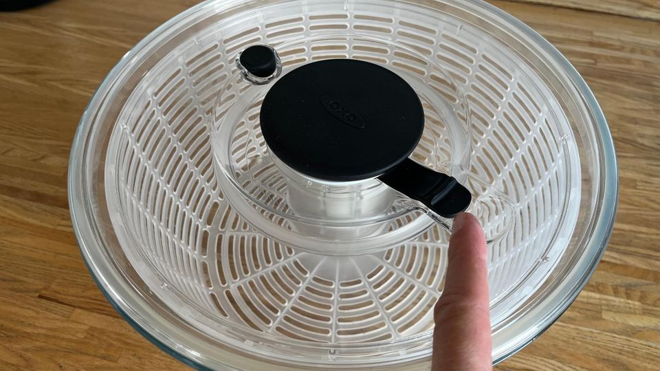 Salatschleuder Test: Oxo Salatschleuder Glas