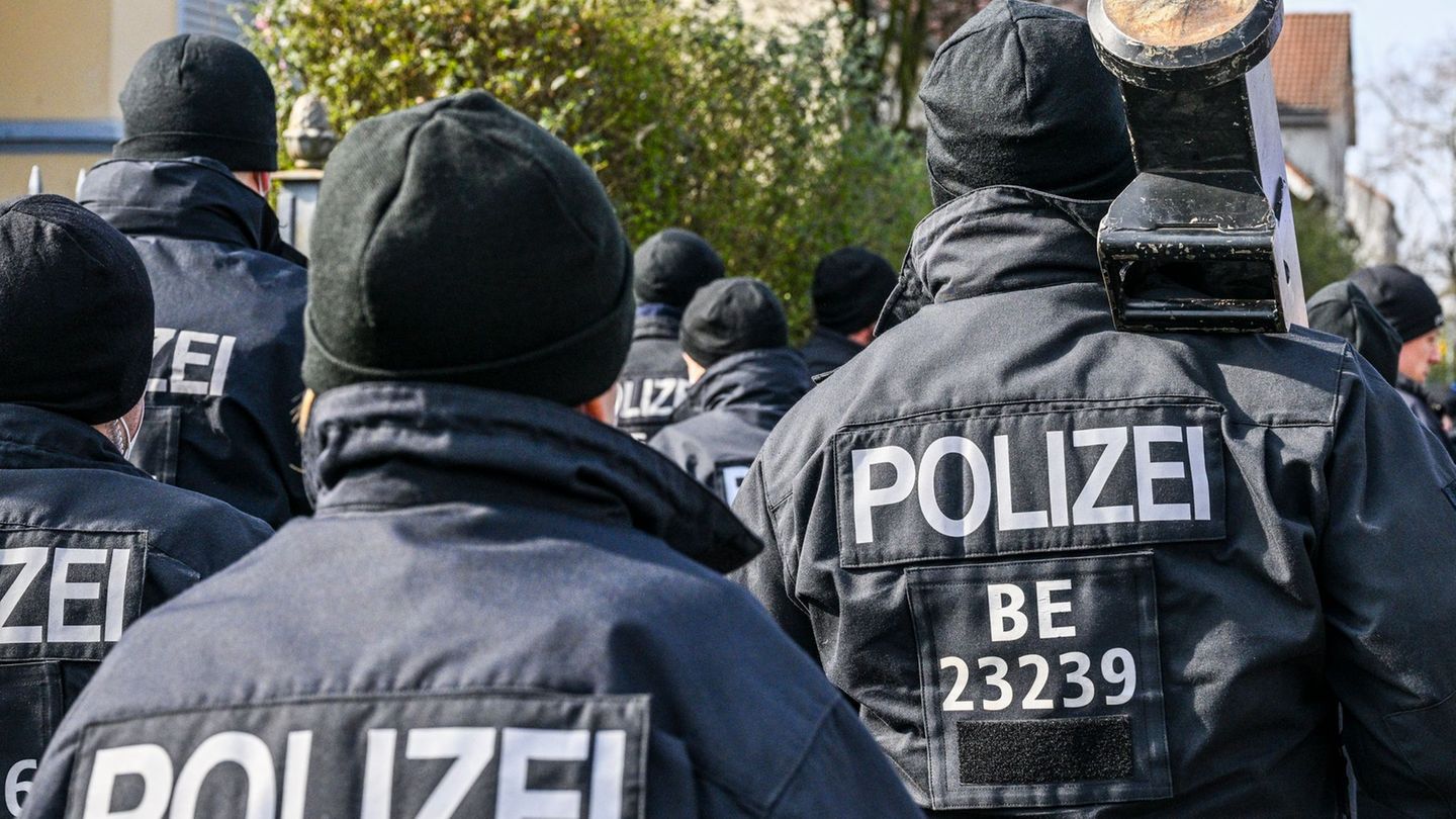 Die Berliner Polizei registrierte im vergangenen Jahr 952 Straftaten durch 342 Verdächtige, die zu Clans gehören. Foto: Jens Kal