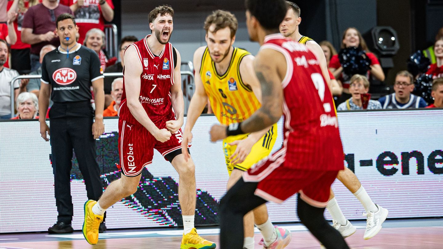 Albas Nationalspieler Malte Delow blieb im dritten Spiel gegen Bamberg glücklos. Foto: Daniel Löb/dpa