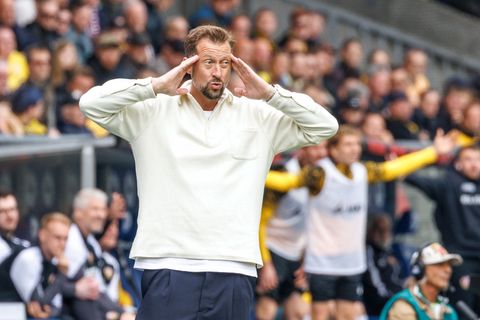 Braunschweigs Trainer Lars Kornetka. (Archivbild) Foto: Andreas Gora/dpa