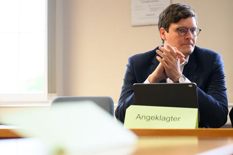 Sachsens Kultusminister Conrad Clemens muss sich wegen eines Verkehrsdelikts vor Gericht verantworten. Foto: Robert Michael/dpa