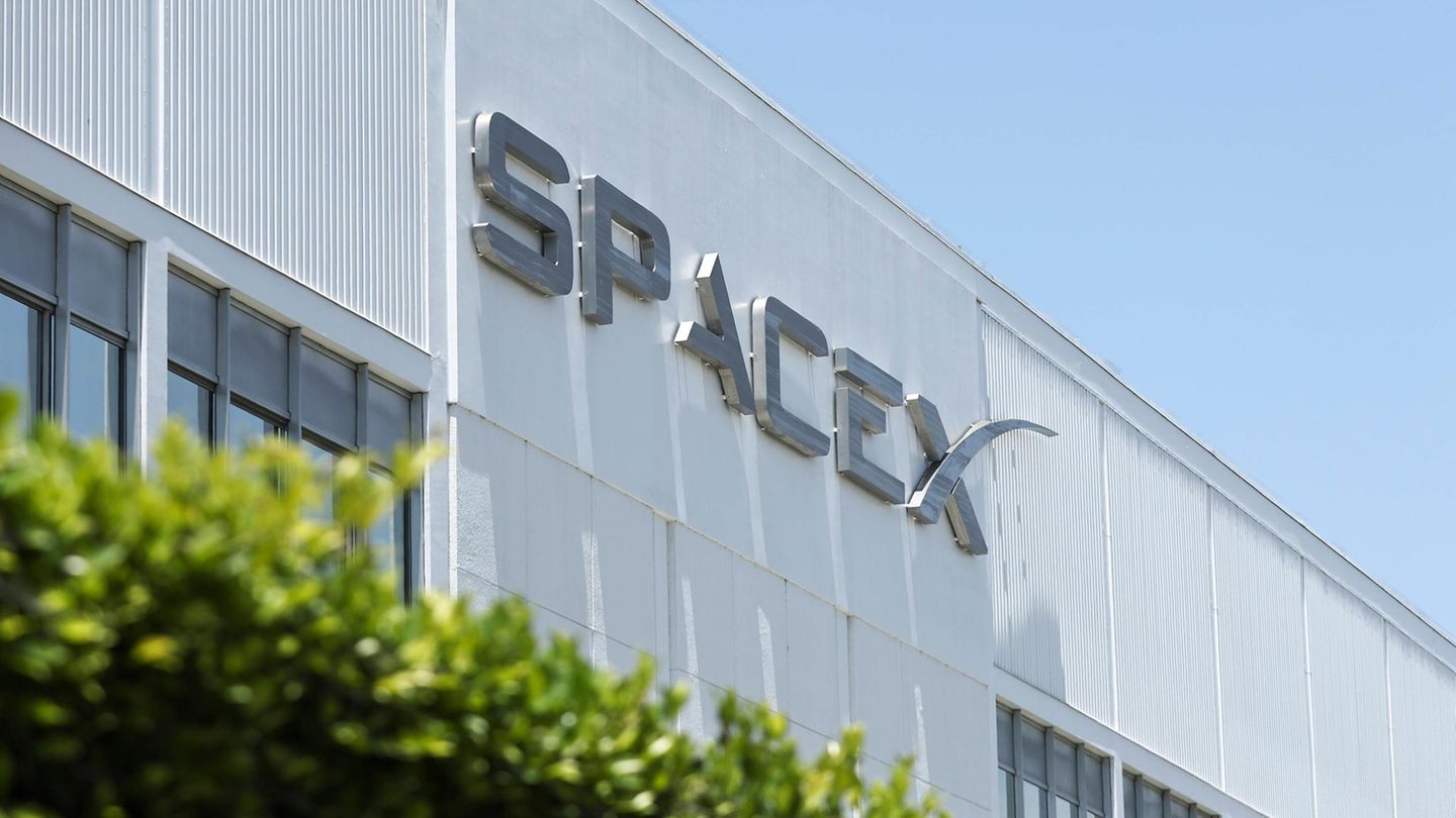 SpaceX