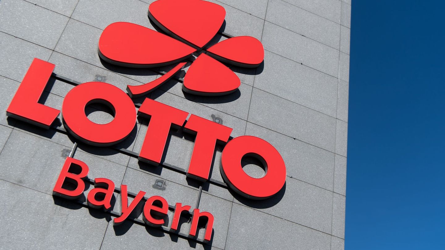 Der Niederbayer hatte seinen Spielauftrag laut Lotto Bayern online abgegeben. (Symbolbild) Foto: Sven Hoppe/dpa