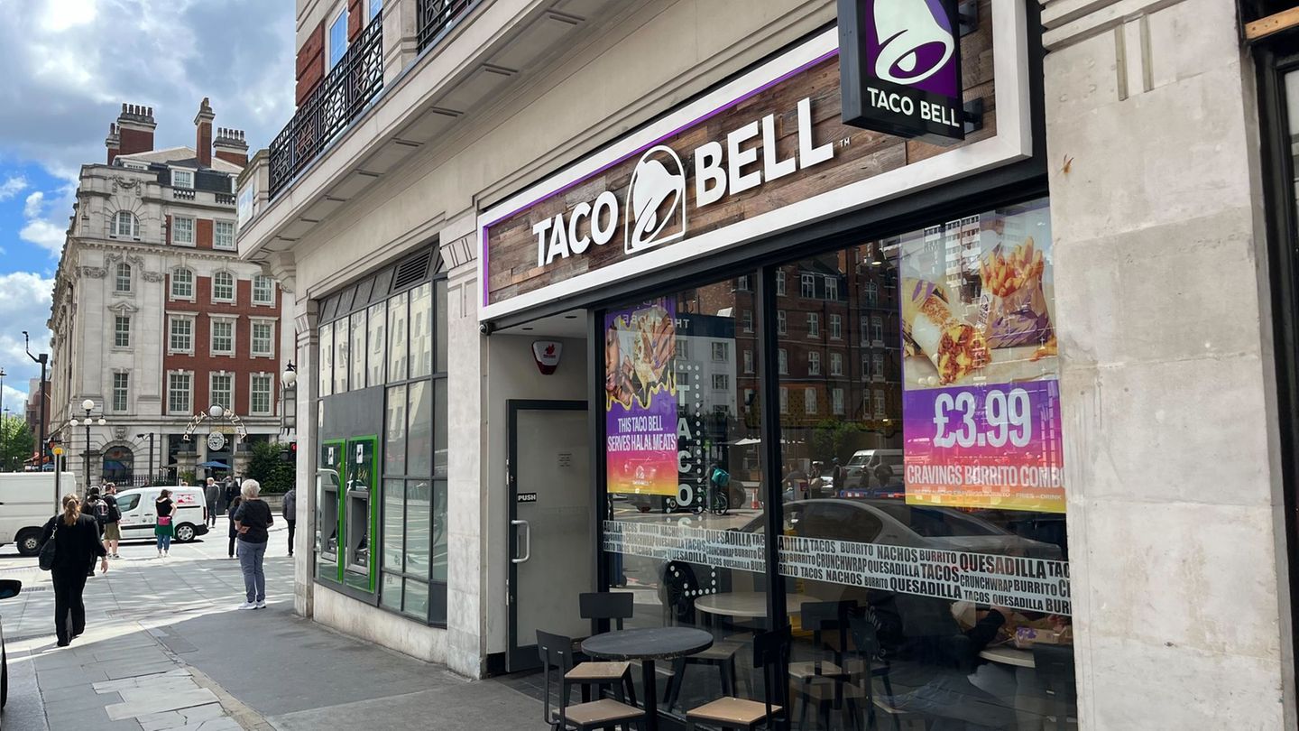 Blick auf eine Taco Bell-Filiale in London. Die US-Fast-Food-Kette Taco-Bell unternimmt den zweiten Anlauf zur Expansion in Deut