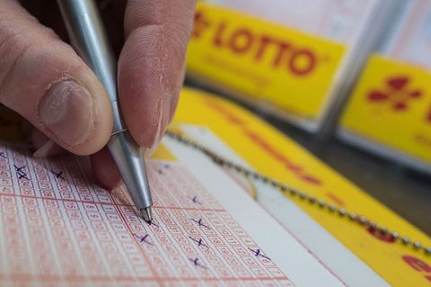 Ein Dauerspieler aus dem Landkreis Ostprignitz-Ruppin tippte am vergangenen Mittwoch sechs Richtige im Lotto. (Symbolbild) Foto: