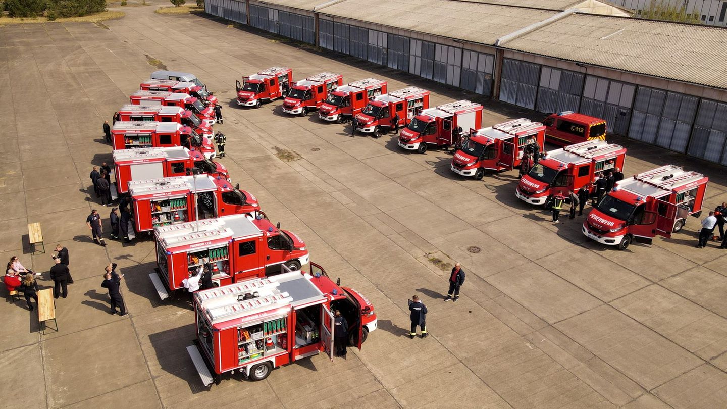 Viele Feuerwehren in MV haben in den letzten Jahren neue Fahrzeuge und Gerätehäuser bekommen. (Archivbild) Foto: Bernd Wüstneck/