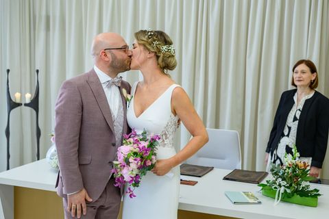 Brandenburgs Gesundheitsminister René Wilke (SPD) und seine Lebensgefährtin Kathrin Lindenberg haben geheiratet - und sich danac