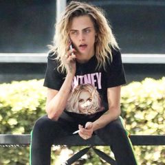 Krampfanfall nach Drogenentzug: Cara Delevingne enthüllt erschütternde Wahrheit hinter Schockbildern