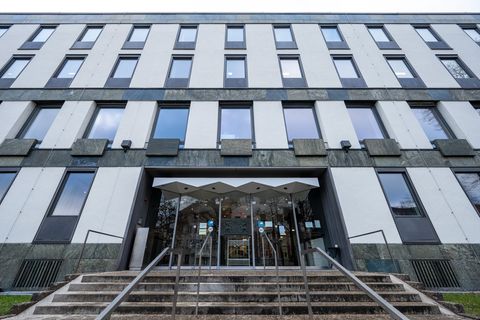 In einem Prozess vor dem Landgericht Weiden geht es um illegale Müllexporte ins Ausland. (Archivbild) Foto: Armin Weigel/dpa
