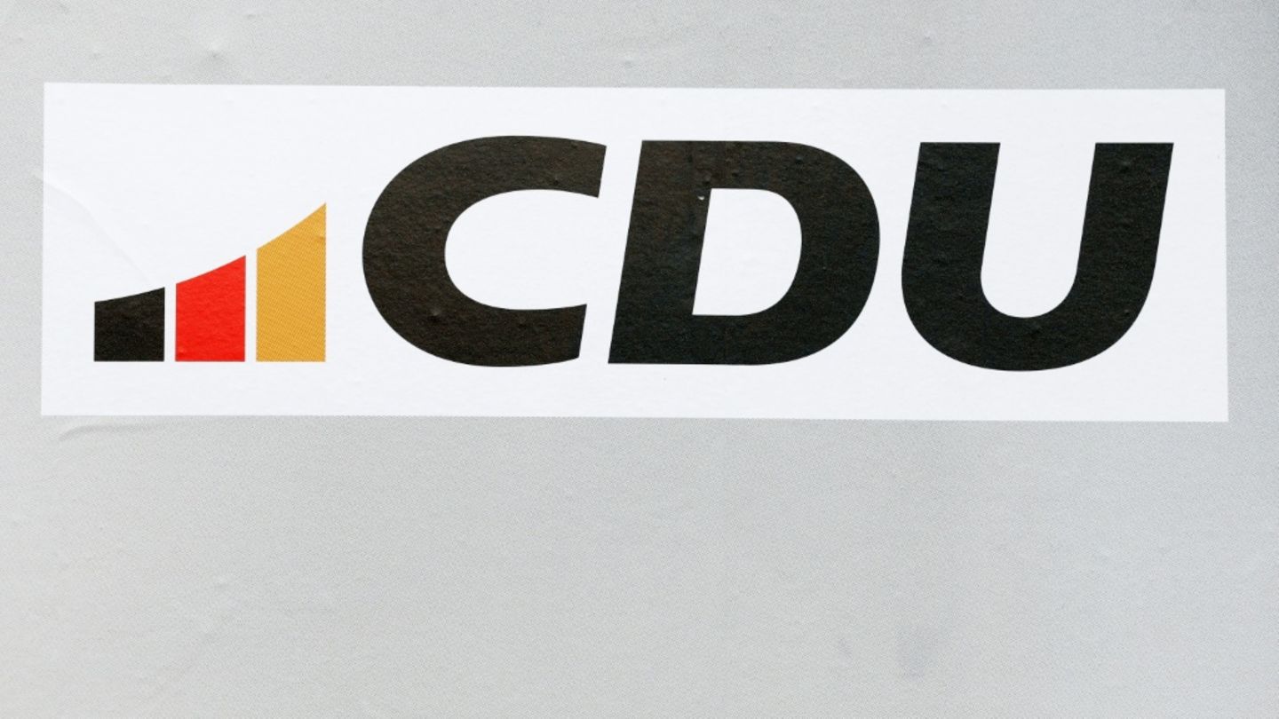 CDU in Mecklenburg-Vorpommern bestätigt Landeschef Peters in Amt