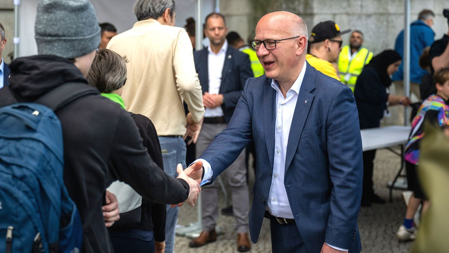 Regierungssitz: Viel Interesse am Tag der offenen Tür im Roten Rathaus