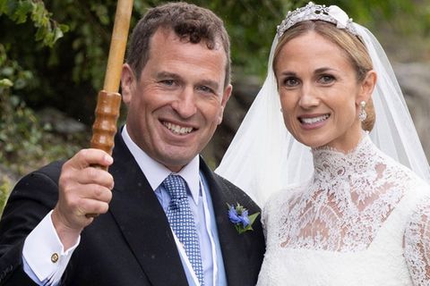 Peter Phillips und Harriet Sperling nach ihrer Eheschließung in der All Saints Kirche.