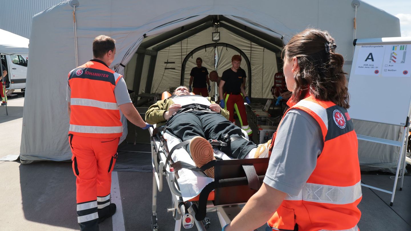Katastrophenschutz: Ehrenamtliche Helfer übten Einsatz nach einem Erdbeben