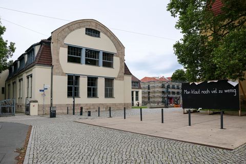 Die Unesco-Welterbestätte Van-de-Velde-Bau in Weimar, heute Teil der Bauhaus-Universität. Foto: Jan Woitas/dpa
