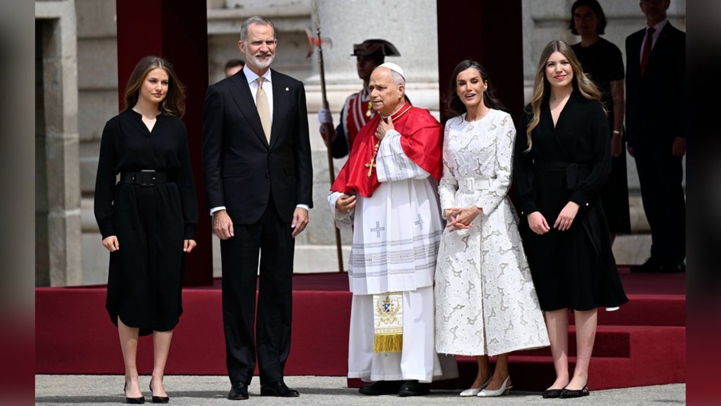Spanische Königstöchter: Ein besonderer Look für den Papst-Besuch