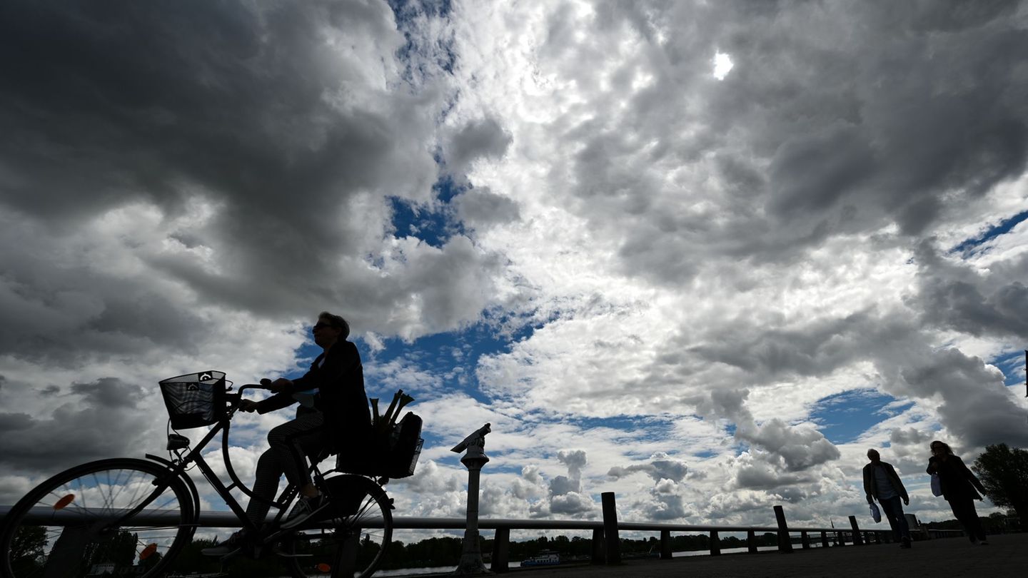 Mit einem meist wolkigen Himmel starten die Menschen in Rheinland-Pfalz und dem Saarland in die neue Woche. (Symbolbild) Foto: A