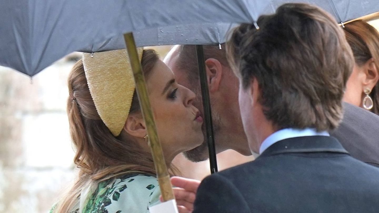 Prinz Williams Begrüßungskuss für Beatrice: Ist der royale Familienfrieden gesichert?
