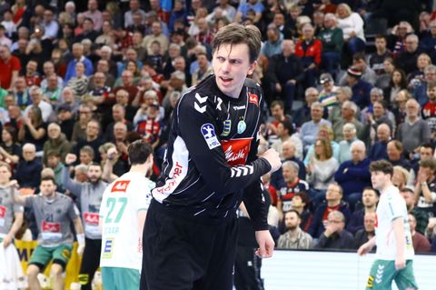 Malte Semisch und GWD Minden steigen aus der Handball-Bundesliga ab. (Archivbild) Foto: Michael Hundt/dpa