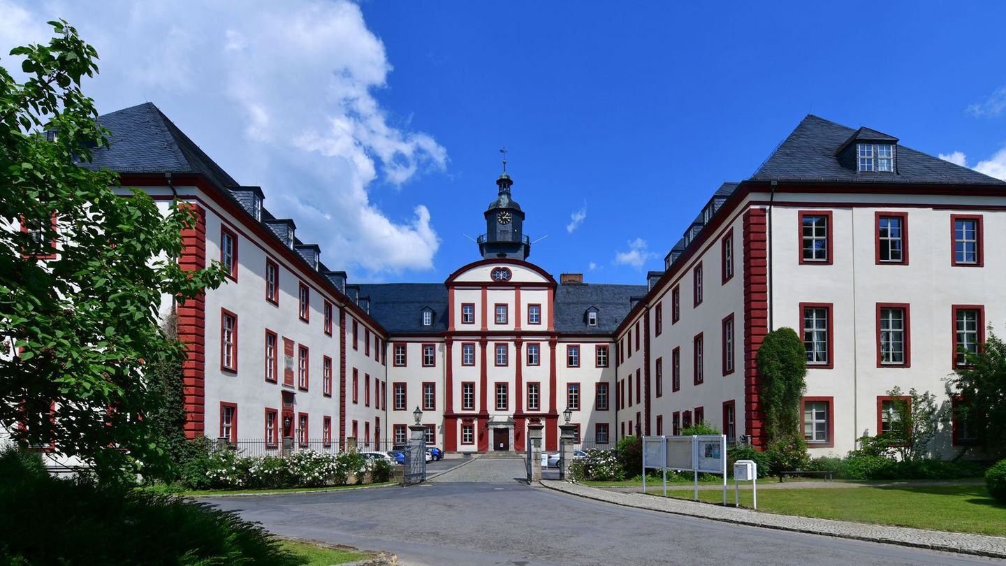 Saalfeld-Rudolstadt: Stichwahl nötig - SPD-Amtsinhaber bei L