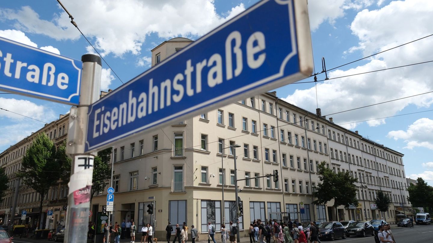 Eisenbahnstraße: Ein Schwerverletzter auf Eisenbahnstraße in