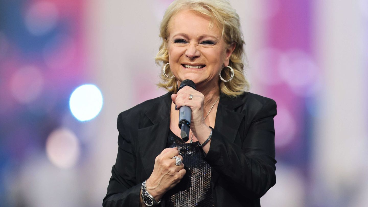 Nicole steht seit 45 Jahren auf der Bühne. (Archivbild) Foto: Jan Woitas/dpa