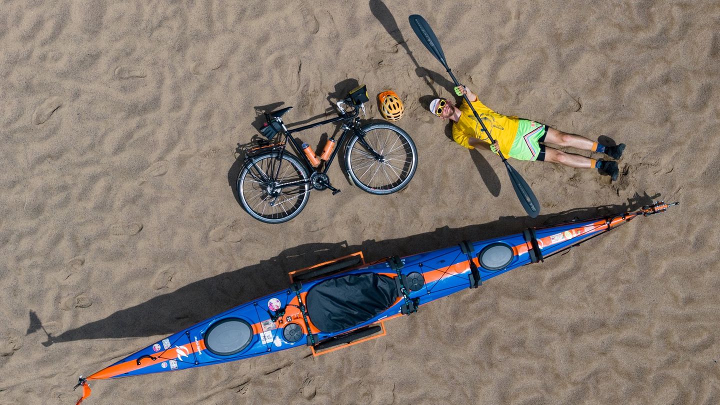 Mit Fahrrad und Kajak ist Comedian Johannes Kürschner alias „Günther Krass“ zum Mittelmeer gereist und hat Korsika umrundet. Fot