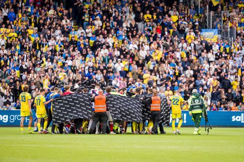 Christian Eriksen kollabiert auf dem Platz