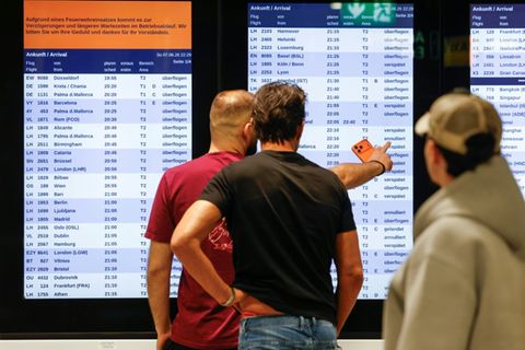 Passagiere am Flughafen München