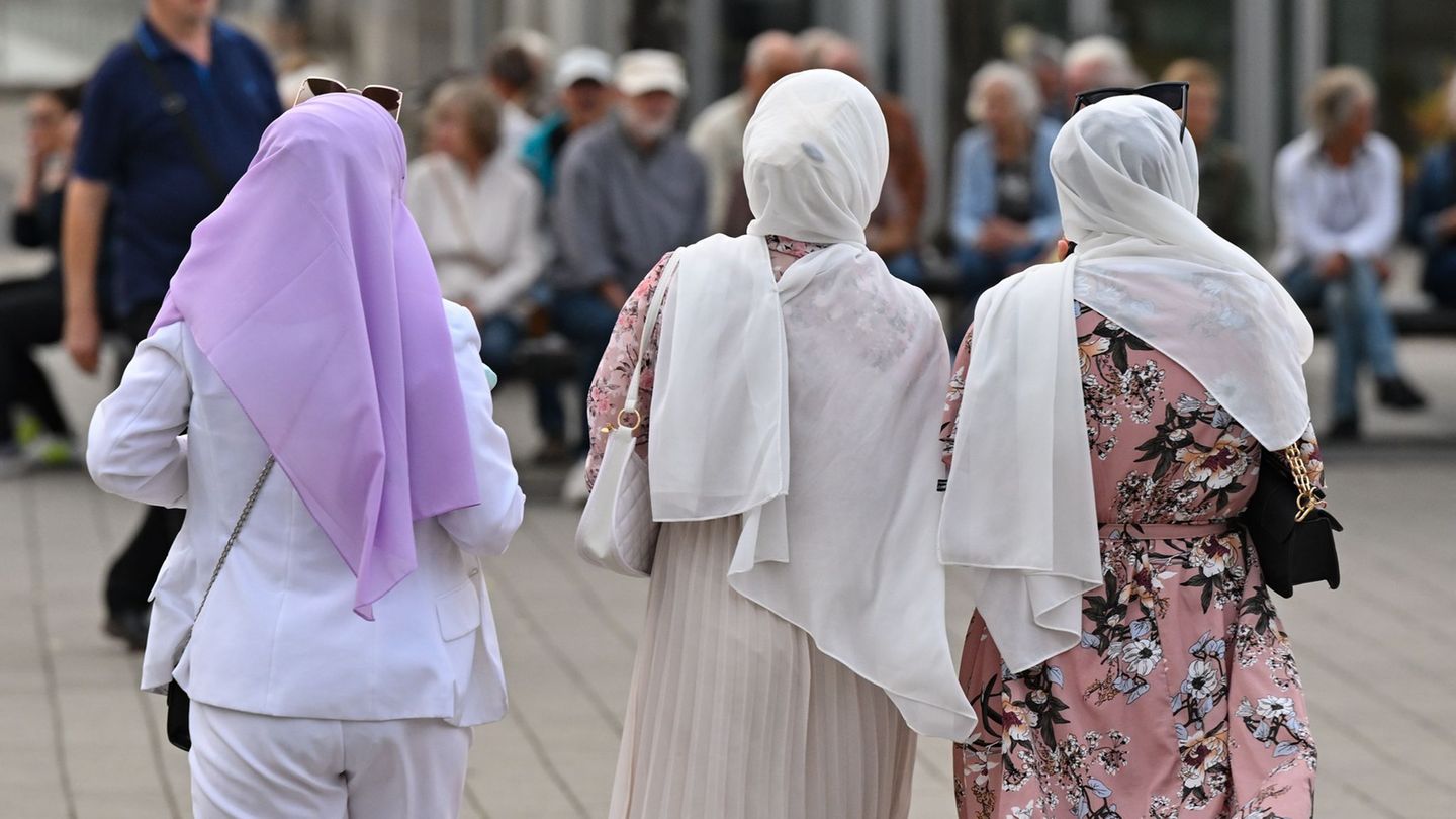 Fast tausend Vorfälle, die sich gegen Muslime oder muslimische Institutionen in Berlin richteten, sind von einer Dokumentationss