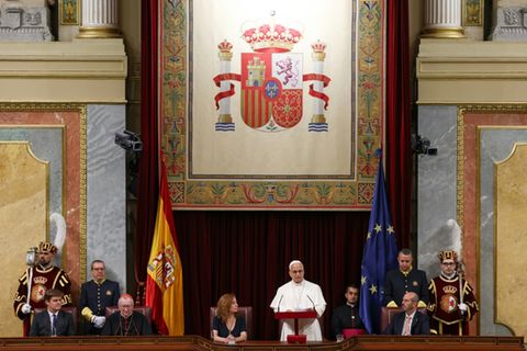 Papst Leo XIV. im spanischen Parlament