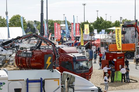 Maschinen auf der Messe IFAT in München Anfang Mai
