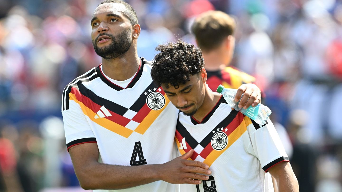 Bald auch im Verein Teamkollegen: Jonathan Tah (links) und der offenbar vom FC Bayern umworbene Nathaniel Brown (rechts). Foto: