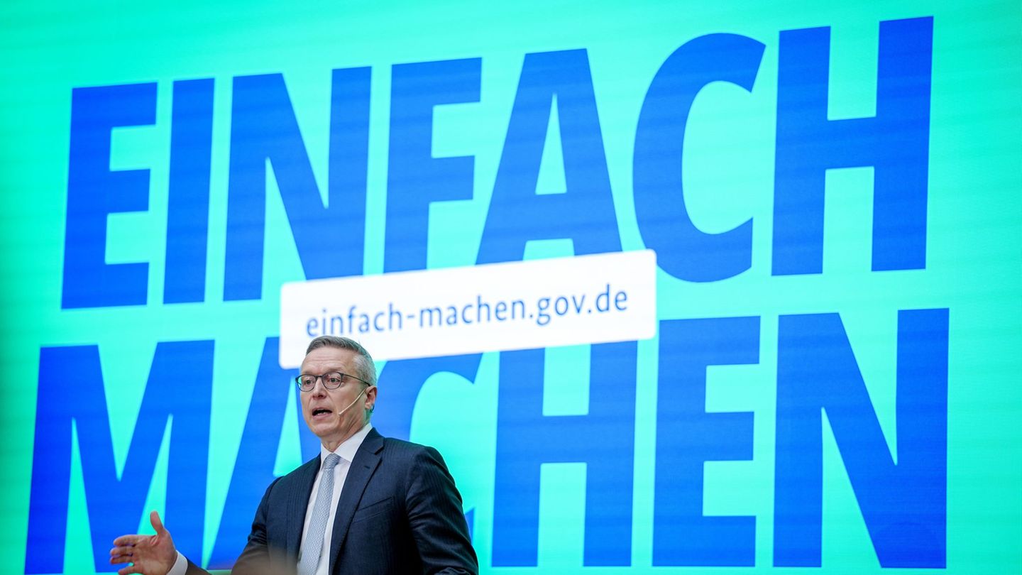 Bundesdigitalminister Karsten Wildberger (CDU) hat eine Vereinbarung mit der Thüringer Landesregierung zur Digitalisierung von V