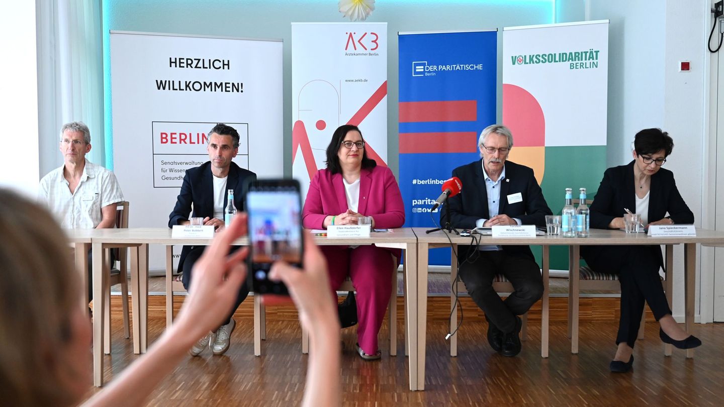 Das Aktionsbündnis Hitzeschutz Berlin wurde 2022 gegründet. Foto: Elisa Schu/dpa