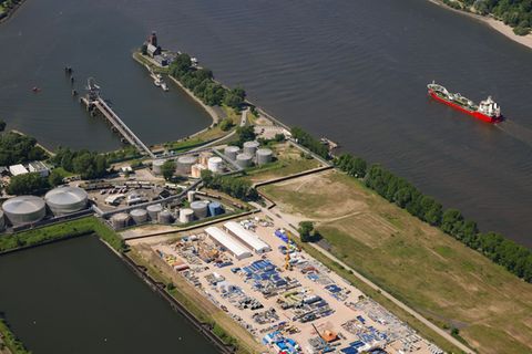 An der Messstation Seemannshöft ist die Sauerstoffkonzentration in der Elbe auf unter zwei Milligramm pro Liter gefallen, wie da