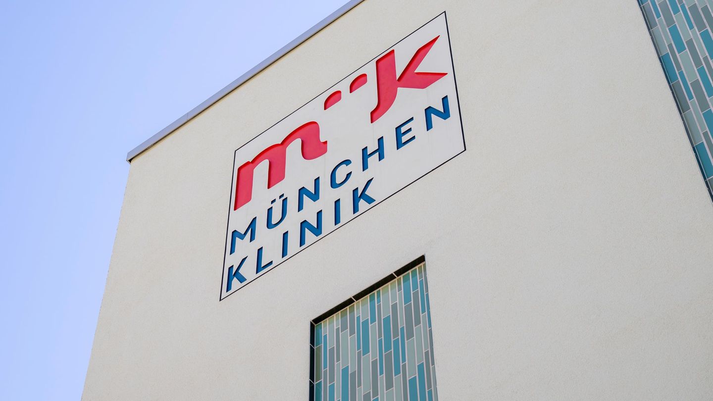 Die München Klinik Harlaching zieht im laufenden Betrieb ins neue Gebäude. (Archivfoto) Foto: Peter Kneffel/dpa