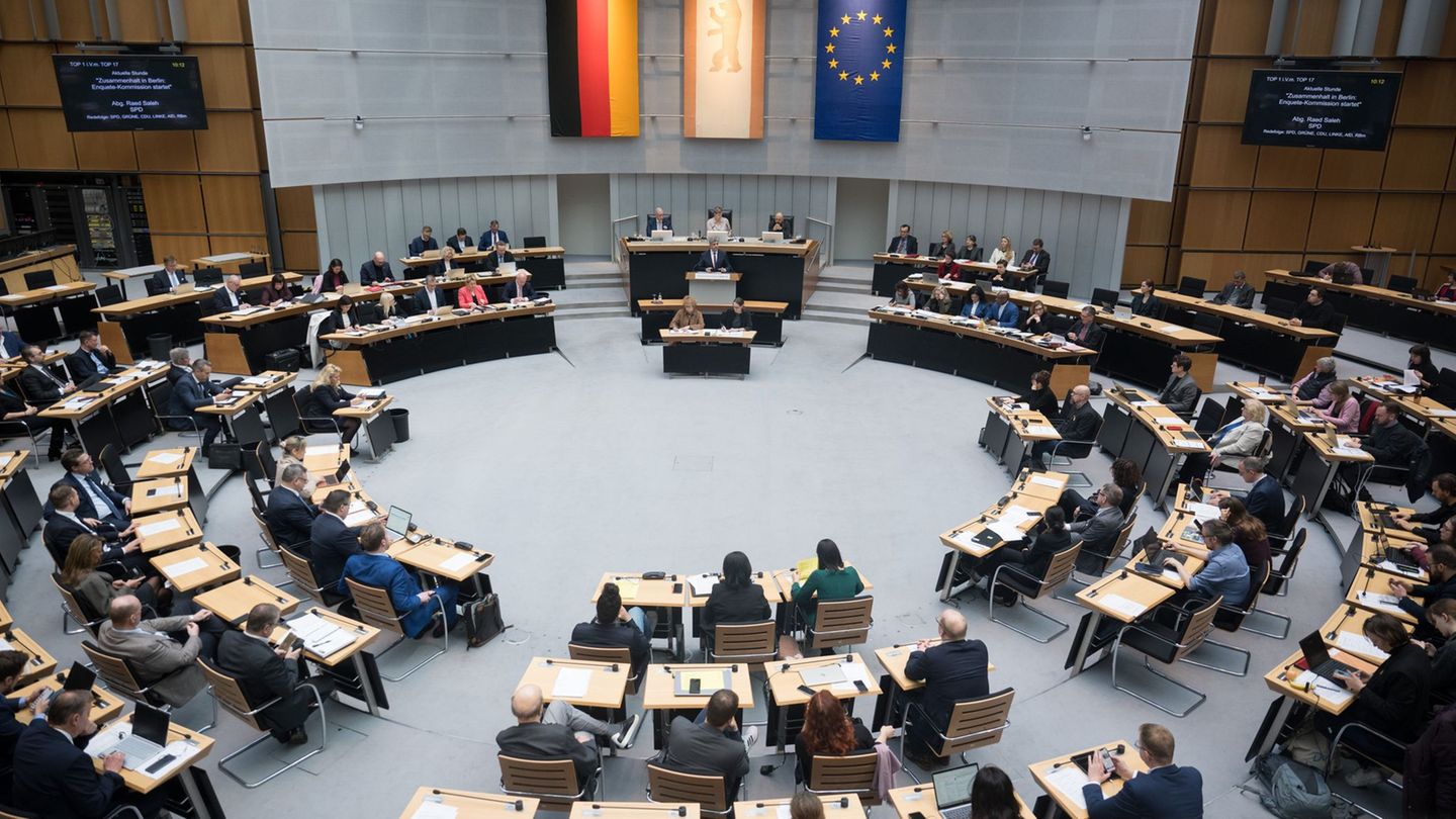 Gesellschaft-Kommission-gegen-Antisemitismus-beendet-ihre-Arbeit