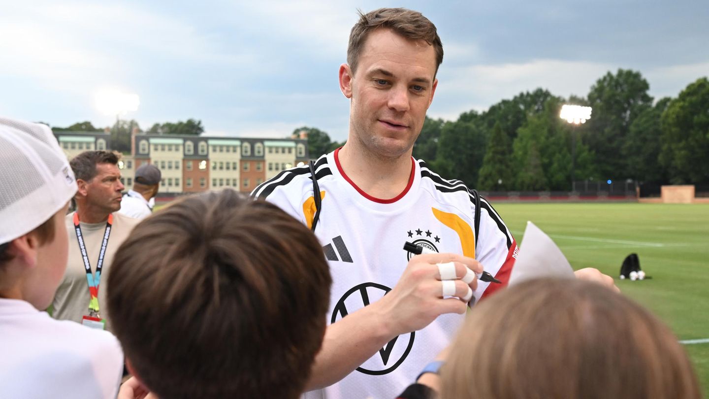 DFB-Team: Die Botschaft des Abends: Manuel Neuer fliegt wied
